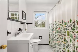 46 McDougal Dr, White Plains, NY 10603 - Photo 9