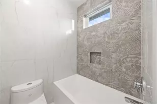 8 Memorial Park Dr, Spring Valley, NY 10977 - Photo 23