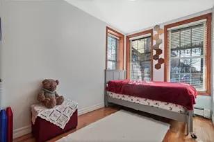 63-25 60th Pl, Ridgewood, NY 11385 - Photo 13