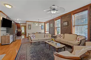 63-25 60th Pl, Ridgewood, NY 11385 - Photo 3