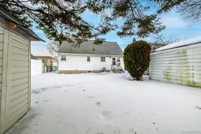 580 Georgia Street, West Hempstead, NY 11550 - Photo 27