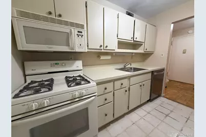 490 Atlantic Avenue #115, East Rockaway, NY 11518 - Photo 9