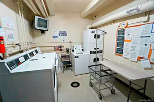 66-92 Selfridge St, Forest Hills, NY 11375 - Photo 11