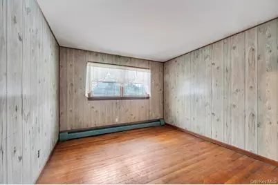 15 E Woodside Avenue, Patchogue, NY 11772 - Photo 17