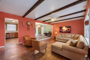 15 E Woodside Ave, Patchogue, NY 11772 - Photo 5