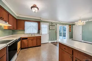 15 E Woodside Ave, Patchogue, NY 11772 - Photo 15