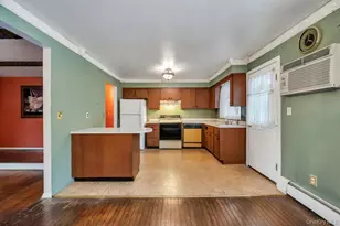 15 E Woodside Ave, Patchogue, NY 11772 - Photo 13