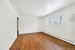 15 E Woodside Ave, Patchogue, NY 11772 - Photo 19