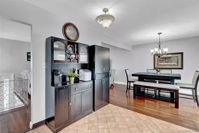 6 Little Court, Deer Park, NY 11729 - Photo 13