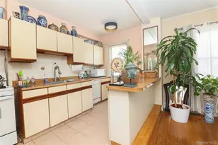 2555 Westervelt Ave, Bronx, NY 10469 - Photo 13