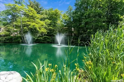 194 Alta Terrace Terrace, Jericho, NY 11753 - Photo 29