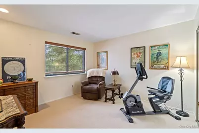 194 Alta Terrace Terrace, Jericho, NY 11753 - Photo 23