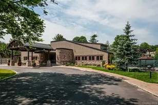 194 Alta Terrace Terrace, Jericho, NY 11753 - Photo 35