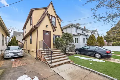 30 Putnam Avenue, Lynbrook, NY 11563 - Photo 15