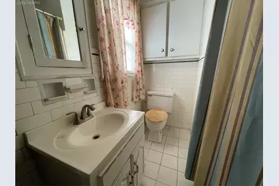 30 Putnam Avenue, Lynbrook, NY 11563 - Photo 13