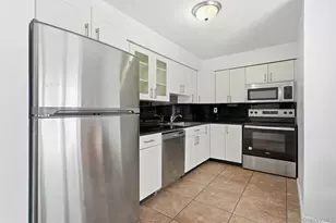 152 Tier St, Bronx, NY 10464 - Photo 9
