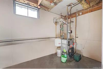 126 Floyd Road, Shirley, NY 11967 - Photo 29