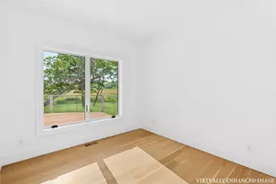 8 Hilo Dr, Shelter Island, NY 11964 - Photo 9