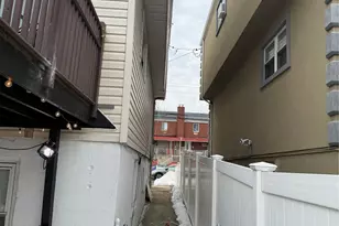 346 Brinsmade Ave, Bronx, NY 10465 - Photo 29