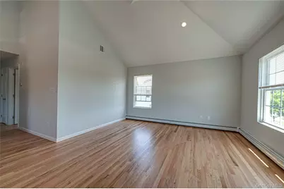 2163 Sunrise Highway, Islip, NY 11751 - Photo 9