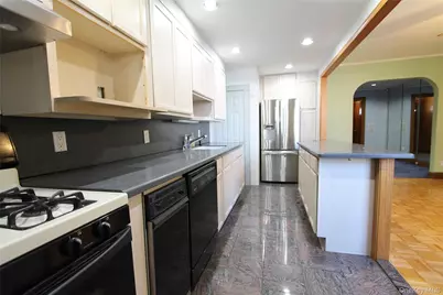 65-09 77th Place, Middle Village, NY 11379 - Photo 7