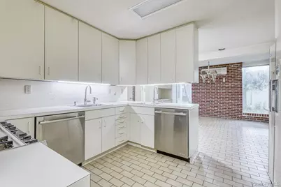 38 Forshay Road, Monsey, NY 10952 - Photo 13