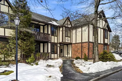 17 Foxwood Drive #5, Pleasantville, NY 10570 - Photo 3