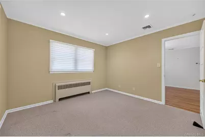 1468 Tyler Avenue, East Meadow, NY 11554 - Photo 9