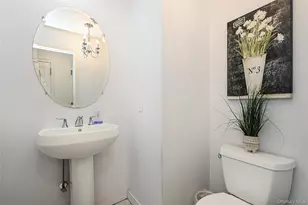 100 Harbor View Dr, Port Washington, NY 11050 - Photo 11