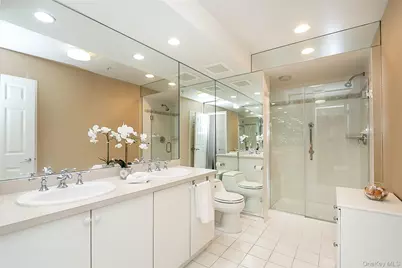 100 Harbor View Drive #111, Port Washington, NY 11050 - Photo 15