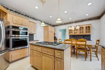 115 Elizabeth Road, New Rochelle, NY 10804 - Photo 23