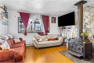 239 Washington Avenue, Amityville, NY 11701 - Photo 11