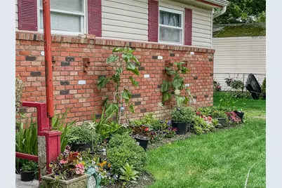 239 Washington Avenue, Amityville, NY 11701 - Photo 7