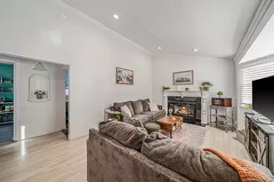 2909 New London Ave, Medford, NY 11763 - Photo 5