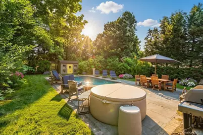 80 Route 114, East Hampton, NY 11937 - Photo 3