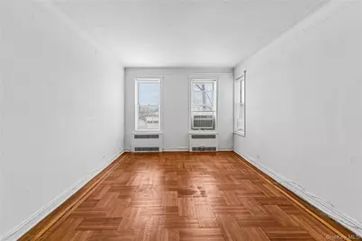 111-39 76th Road #D8, Forest Hills, NY 11375 - Photo 3