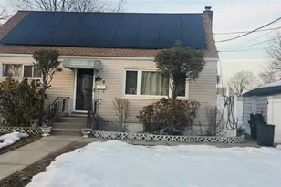 485 Barbara Ln, West Hempstead, NY 11552 - Photo 3