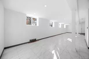 30-33 93rd St, East Elmhurst, NY 11369 - Photo 19