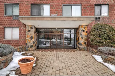 25 Lake Street #3D, White Plains, NY 10603 - Photo 3