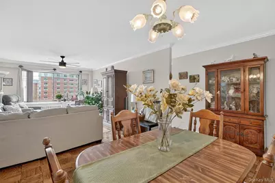 25 Lake Street #3D, White Plains, NY 10603 - Photo 9