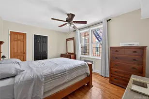 142-35 84th Dr, Jamaica, NY 11435 - Photo 23