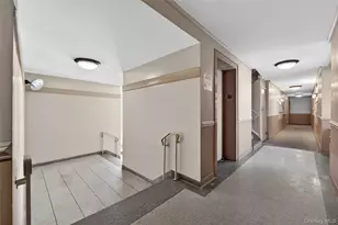 142-35 84th Dr, Jamaica, NY 11435 - Photo 3