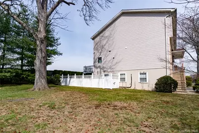 717 Kimball Avenue, Yonkers, NY 10704 - Photo 31