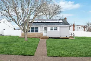 41 Winding Rd, Hicksville, NY 11801 - Photo 3