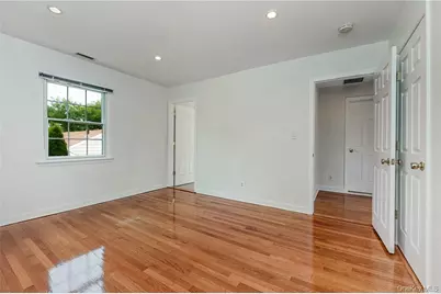 74 Dearborn Avenue, Rye, NY 10580 - Photo 11