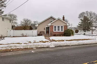 661 Saint Lukes Place, Baldwin, NY 11510 - Photo 35