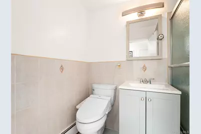 240-22 70th Avenue, Little Neck, NY 11362 - Photo 15