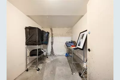 240-22 70th Avenue, Little Neck, NY 11362 - Photo 19