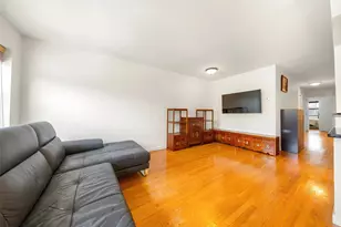 240-22 70th Ave, Little Neck, NY 11362 - Photo 9