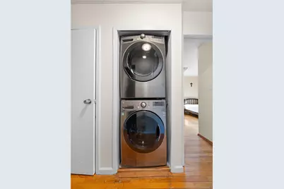 240-22 70th Avenue, Little Neck, NY 11362 - Photo 17